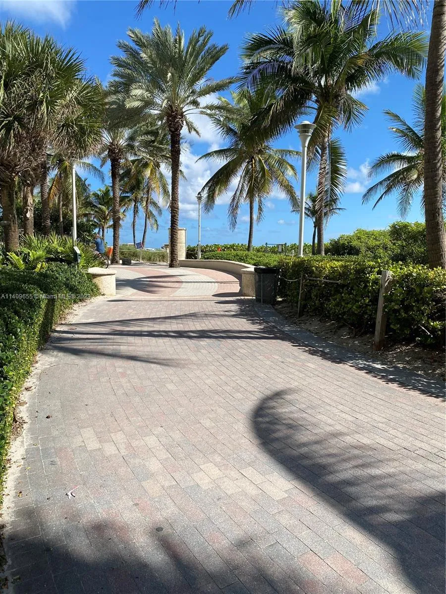 100 Lincoln Rd 939, Miami Beach, Florida 33139, Miami Beach, Florida 33139, ,1 BathroomBathrooms,Residential,For Sale,100 Lincoln Rd 939, Miami Beach, Florida 33139,A11409655