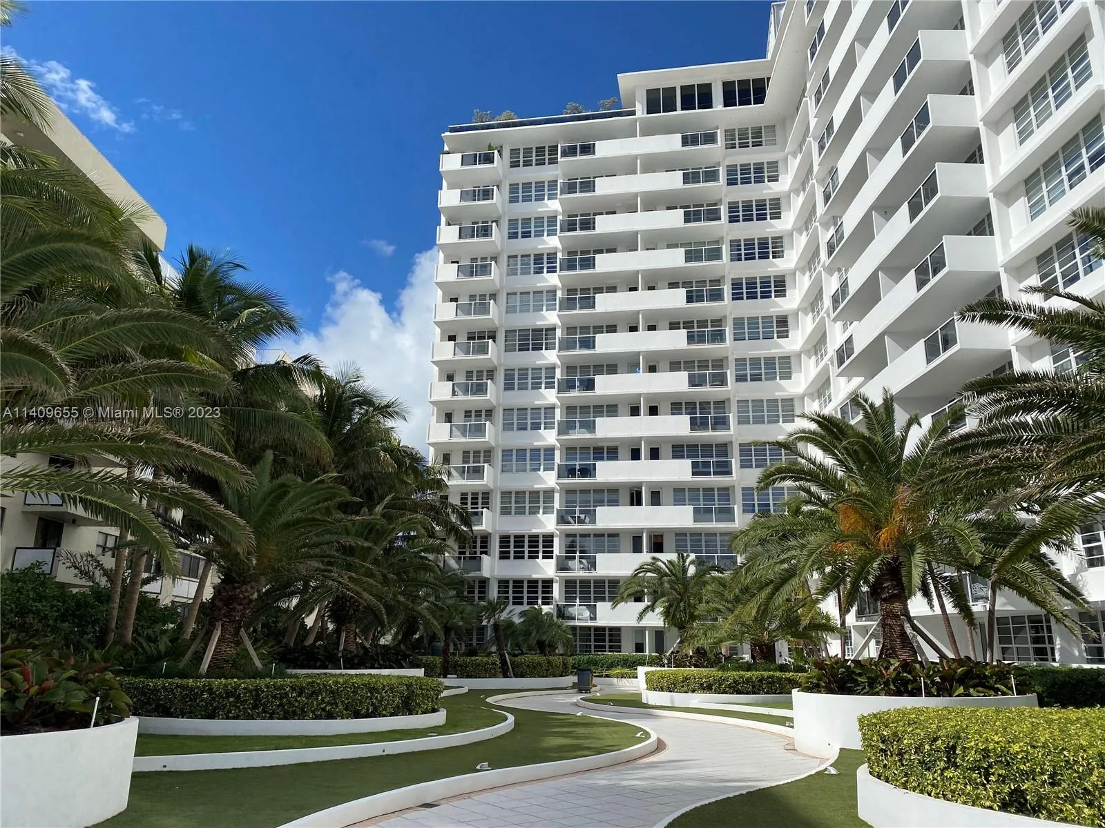 100 Lincoln Rd 939, Miami Beach, Florida 33139, Miami Beach, Florida 33139, ,1 BathroomBathrooms,Residential,For Sale,100 Lincoln Rd 939, Miami Beach, Florida 33139,A11409655 100 Lincoln Rd 939, Miami Beach, Florida 33139, Miami Beach, Florida 33139, ,1 BathroomBathrooms,Residential,For Sale,100 Lincoln Rd 939, Miami Beach, Florida 33139,A11409655