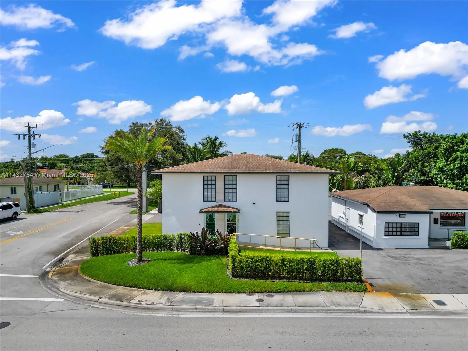 6395 Bird Rd, Miami, Florida 33155, Miami, Florida 33155, ,Commercial Lease,For Rent,6395 Bird Rd, Miami, Florida 33155,A11432754