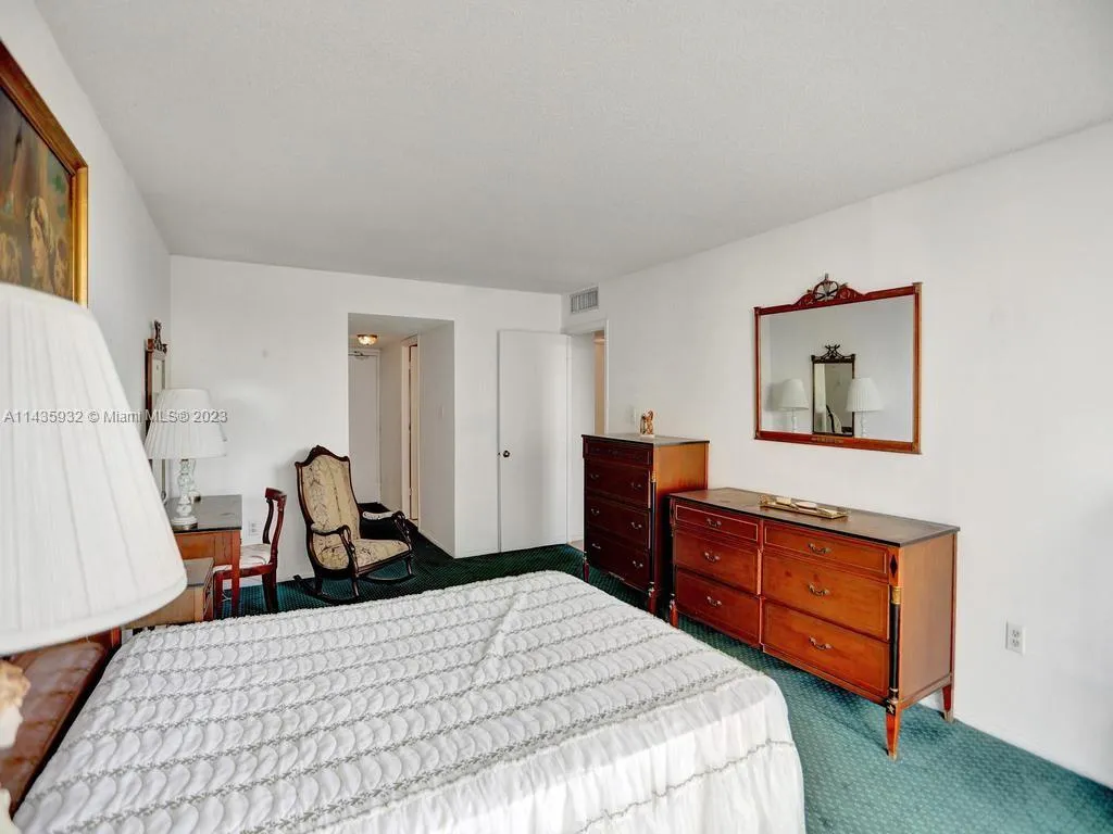 18051 Biscayne Blvd 304, Aventura, Florida 33160, Aventura, Florida 33160, 2 Bedrooms Bedrooms, ,2 BathroomsBathrooms,Residential,For Sale,18051 Biscayne Blvd 304, Aventura, Florida 33160,A11435932