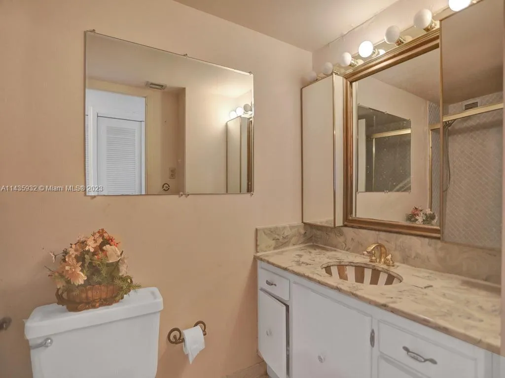 18051 Biscayne Blvd 304, Aventura, Florida 33160, Aventura, Florida 33160, 2 Bedrooms Bedrooms, ,2 BathroomsBathrooms,Residential,For Sale,18051 Biscayne Blvd 304, Aventura, Florida 33160,A11435932