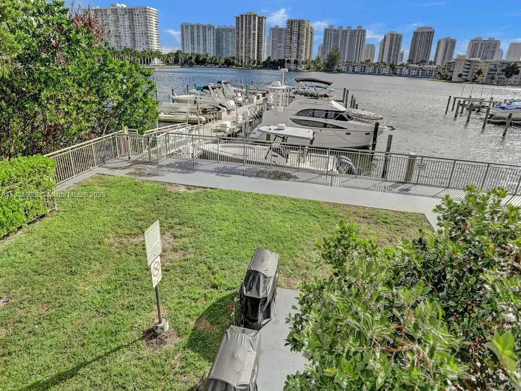 18051 Biscayne Blvd 304, Aventura, Florida 33160, Aventura, Florida 33160, 2 Bedrooms Bedrooms, ,2 BathroomsBathrooms,Residential,For Sale,18051 Biscayne Blvd 304, Aventura, Florida 33160,A11435932