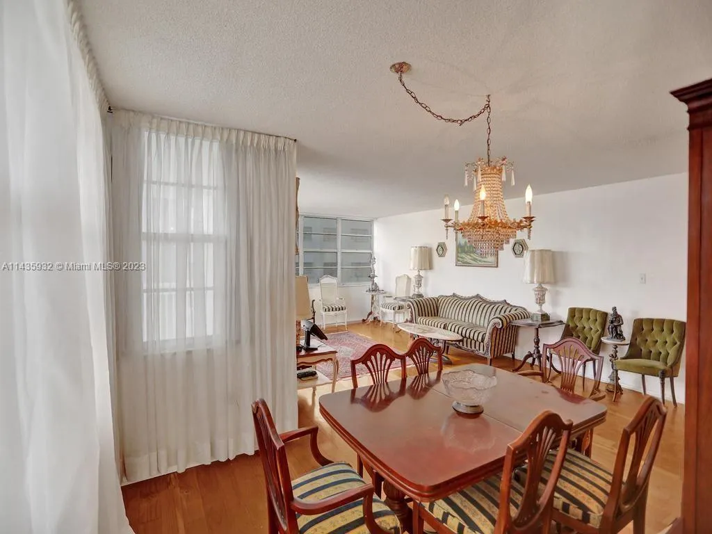 18051 Biscayne Blvd 304, Aventura, Florida 33160, Aventura, Florida 33160, 2 Bedrooms Bedrooms, ,2 BathroomsBathrooms,Residential,For Sale,18051 Biscayne Blvd 304, Aventura, Florida 33160,A11435932