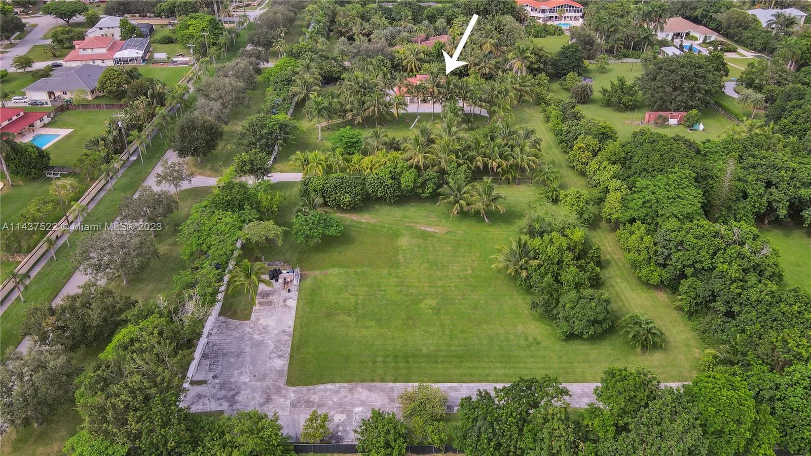 6500 Volunteer, Southwest Ranches, Florida 33330, Southwest Ranches, Florida 33330, 8 Bedrooms Bedrooms, ,7 BathroomsBathrooms,Residential,For Sale,6500 Volunteer, Southwest Ranches, Florida 33330,A11437522