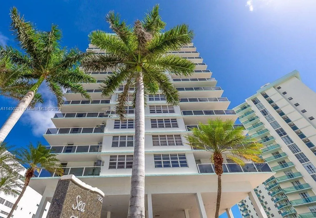 3725 S Ocean Dr 1521, Hollywood, Florida 33019, Hollywood, Florida 33019, 2 Bedrooms Bedrooms, ,2 BathroomsBathrooms,Residential,For Sale,3725 S Ocean Dr 1521, Hollywood, Florida 33019,A11450297