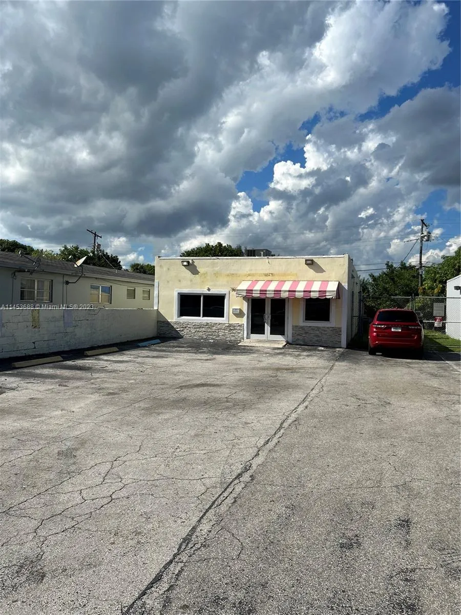 7801 Johnson St, Pembroke Pines, Florida 33024, Pembroke Pines, Florida 33024, ,Commercial Sale,For Sale,7801 Johnson St, Pembroke Pines, Florida 33024,A11453688
