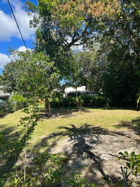 821 NE 120 St, Biscayne Park, Florida 33161, Biscayne Park, Florida 33161, 2 Bedrooms Bedrooms, ,2 BathroomsBathrooms,Residential,For Sale,821 NE 120 St, Biscayne Park, Florida 33161,A11452305