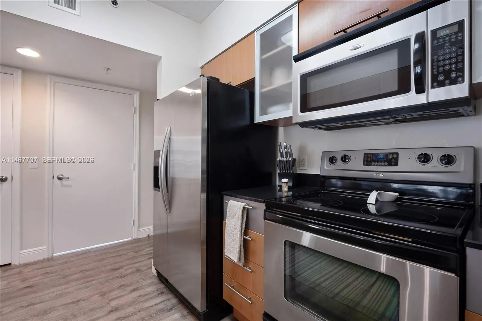 1750 N Bayshore Dr 1405, Miami, Florida 33132, Miami, Florida 33132, 1 Bedroom Bedrooms, ,1 BathroomBathrooms,Residential Lease,For Rent,1750 N Bayshore Dr 1405, Miami, Florida 33132,A11467707