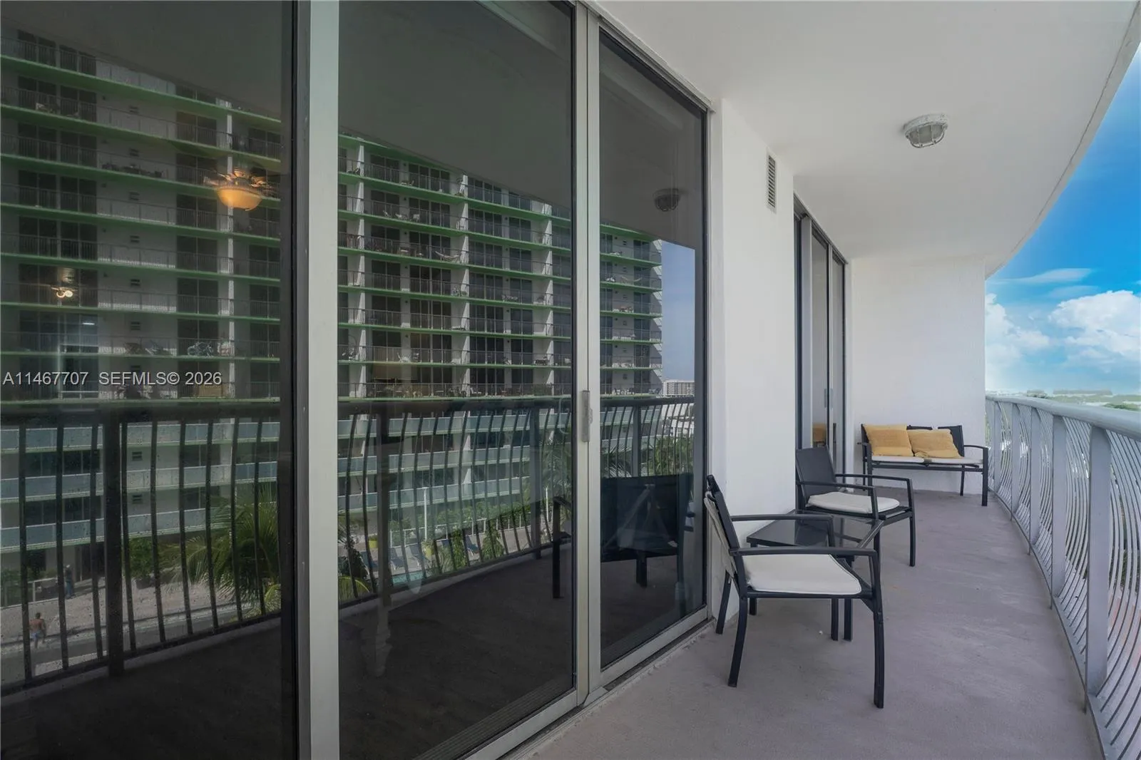 1750 N Bayshore Dr 1405, Miami, Florida 33132, Miami, Florida 33132, 1 Bedroom Bedrooms, ,1 BathroomBathrooms,Residential Lease,For Rent,1750 N Bayshore Dr 1405, Miami, Florida 33132,A11467707