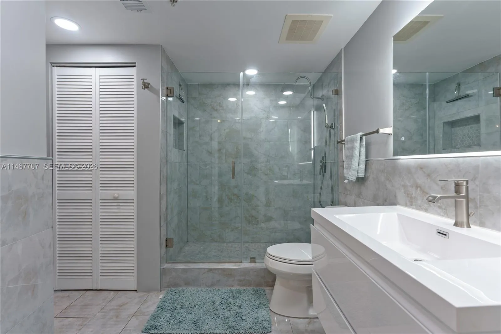 1750 N Bayshore Dr 1405, Miami, Florida 33132, Miami, Florida 33132, 1 Bedroom Bedrooms, ,1 BathroomBathrooms,Residential Lease,For Rent,1750 N Bayshore Dr 1405, Miami, Florida 33132,A11467707