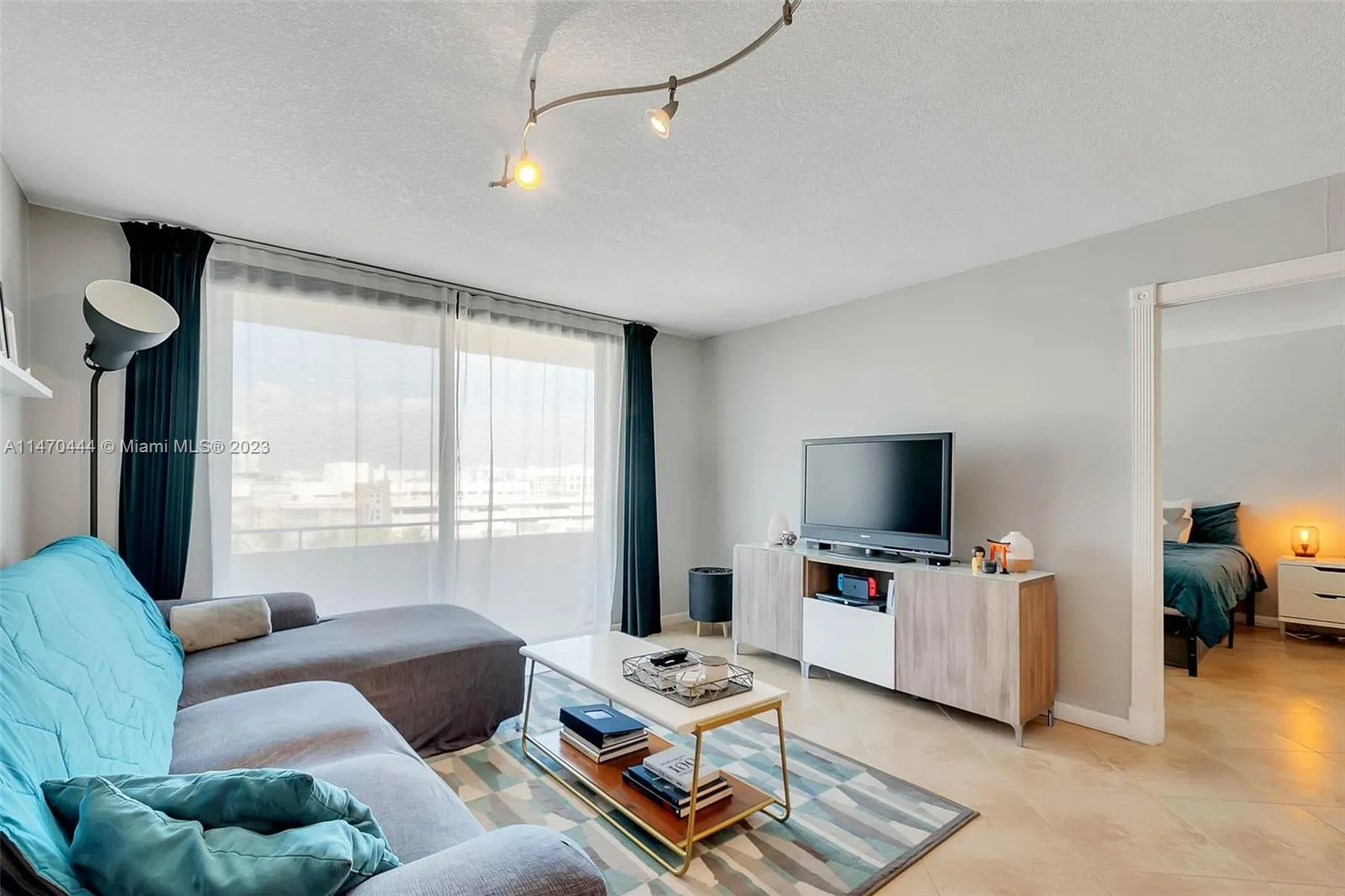 465 Ocean Dr 804, Miami Beach, Florida 33139, Miami Beach, Florida 33139, 1 Bedroom Bedrooms, ,1 BathroomBathrooms,Residential,For Sale,465 Ocean Dr 804, Miami Beach, Florida 33139,A11470444