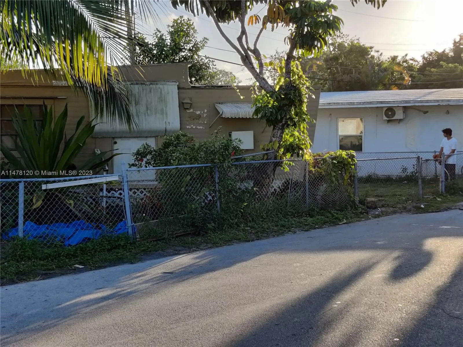 2234 Ne 137 St, North Miami Beach, Florida 33181-1, North Miami Beach, Florida 33181-1840, ,Land,For Sale,2234 Ne 137 St, North Miami Beach, Florida 33181-1,A11478120