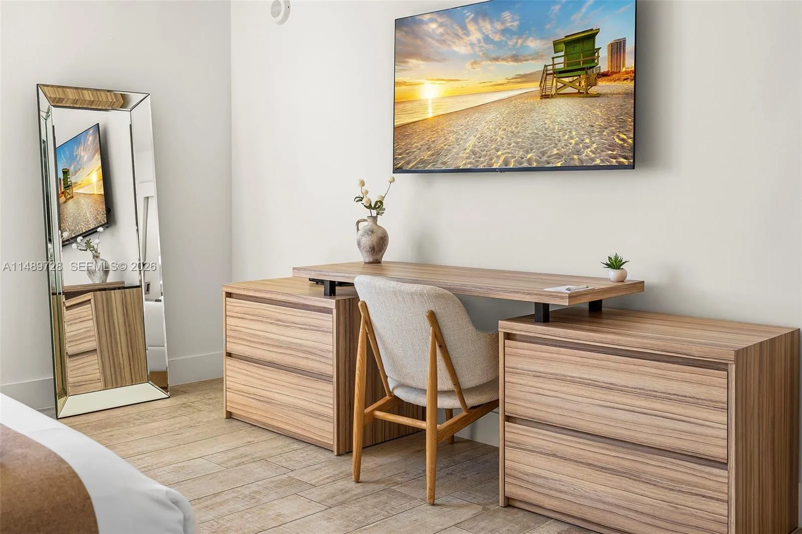 102 24th St 1412, Miami Beach, Florida 33139, Miami Beach, Florida 33139, 1 Bedroom Bedrooms, ,1 BathroomBathrooms,Residential Lease,For Rent,102 24th St 1412, Miami Beach, Florida 33139,A11489728