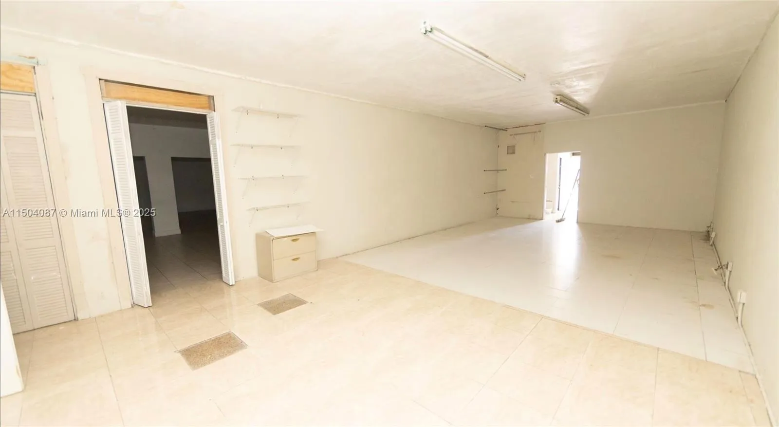 3045 W Broward Blvd, Fort Lauderdale, Florida 3331, Fort Lauderdale, Florida 33312, ,Commercial Sale,For Sale,3045 W Broward Blvd, Fort Lauderdale, Florida 3331,A11504087
