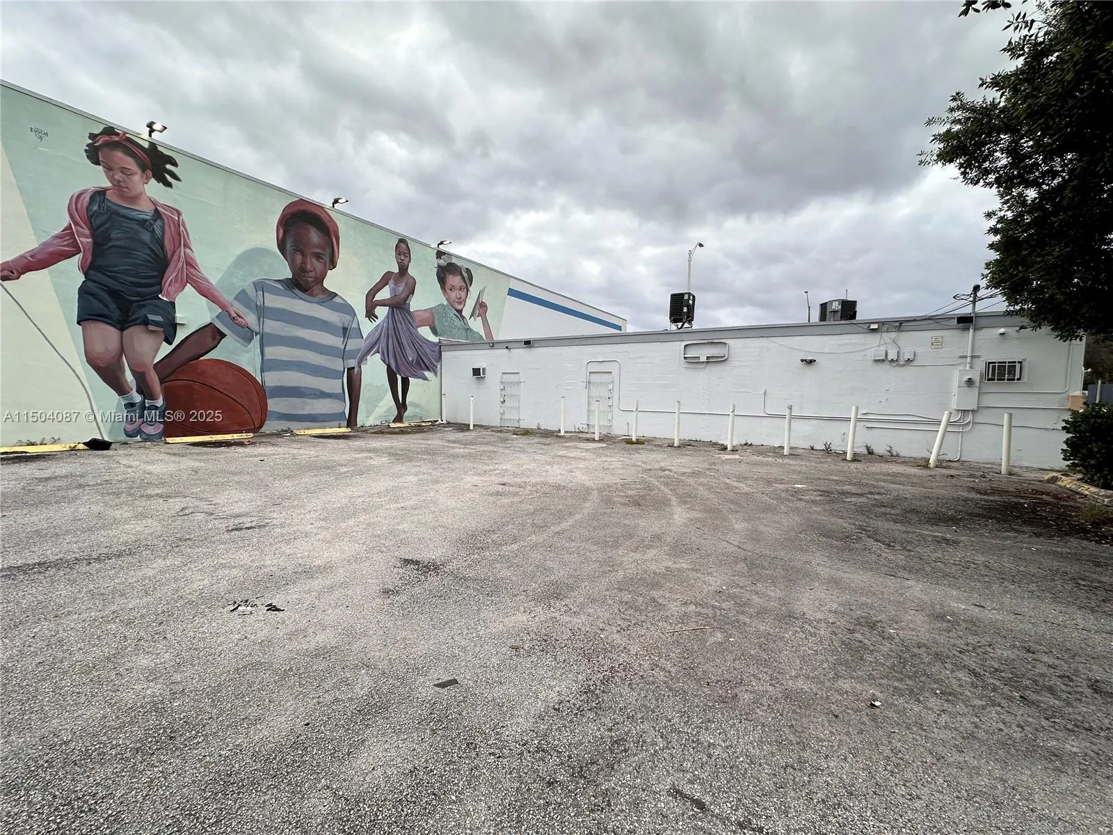 3045 W Broward Blvd, Fort Lauderdale, Florida 3331, Fort Lauderdale, Florida 33312, ,Commercial Sale,For Sale,3045 W Broward Blvd, Fort Lauderdale, Florida 3331,A11504087