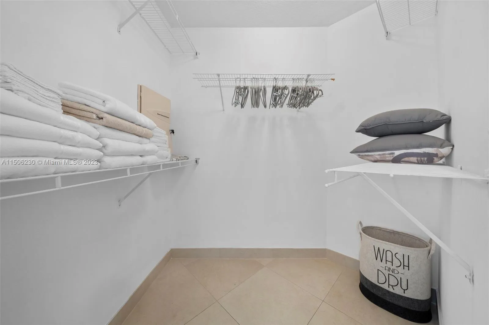 16699 Collins Ave 1710, Sunny Isles Beach, Florida, Sunny Isles Beach, Florida 33160, 1 Bedroom Bedrooms, ,1 BathroomBathrooms,Residential Lease,For Rent,16699 Collins Ave 1710, Sunny Isles Beach, Florida,A11506230