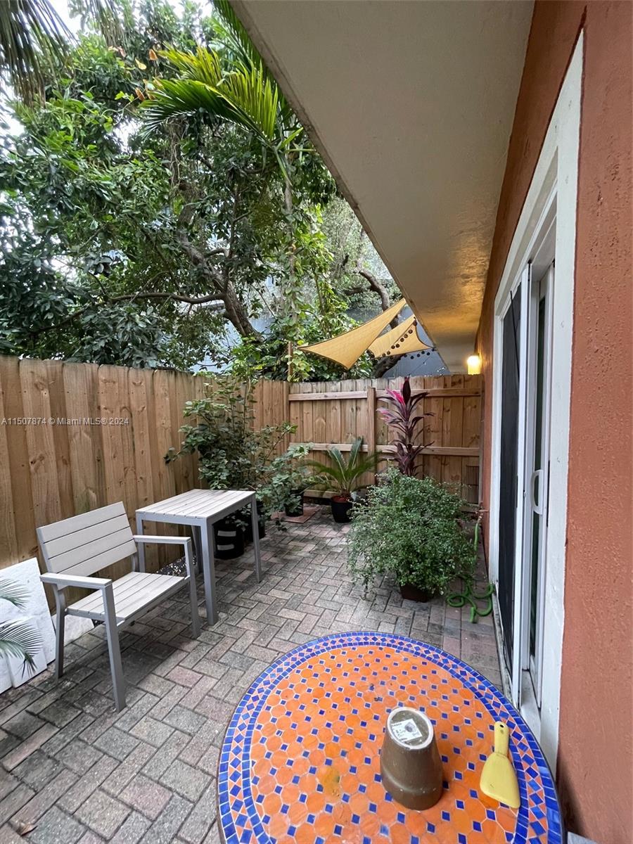 1611 SW 2nd Ct D109, Miami, Florida 33129, Miami, Florida 33129, 2 Bedrooms Bedrooms, ,2 BathroomsBathrooms,Residential Lease,For Rent,1611 SW 2nd Ct D109, Miami, Florida 33129,A11507874
