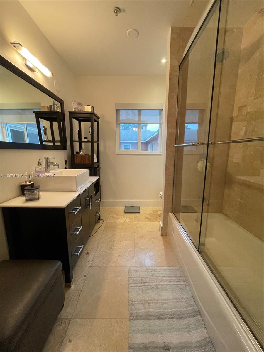 1611 SW 2nd Ct D109, Miami, Florida 33129, Miami, Florida 33129, 2 Bedrooms Bedrooms, ,2 BathroomsBathrooms,Residential Lease,For Rent,1611 SW 2nd Ct D109, Miami, Florida 33129,A11507874