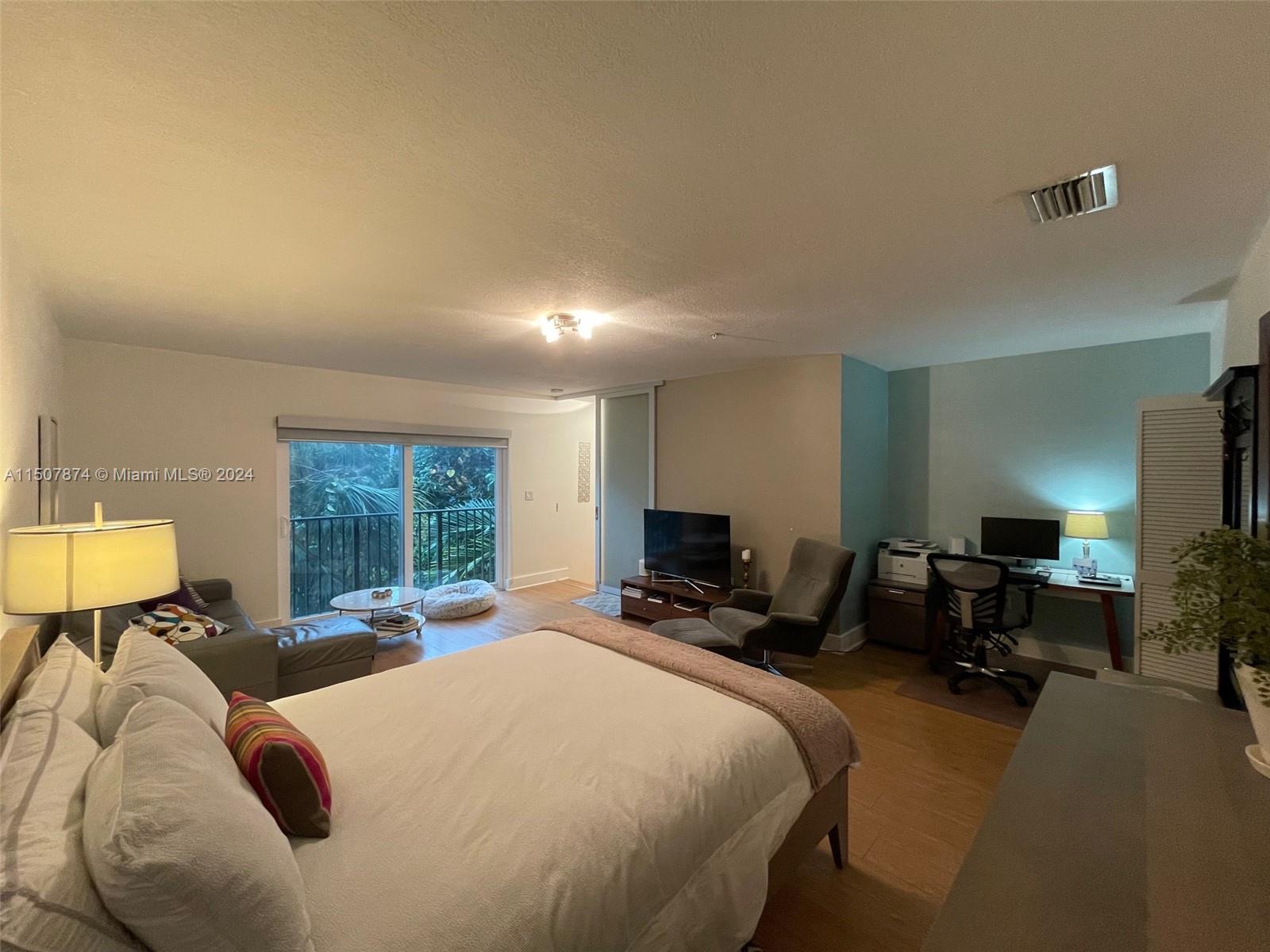 1611 SW 2nd Ct D109, Miami, Florida 33129, Miami, Florida 33129, 2 Bedrooms Bedrooms, ,2 BathroomsBathrooms,Residential Lease,For Rent,1611 SW 2nd Ct D109, Miami, Florida 33129,A11507874