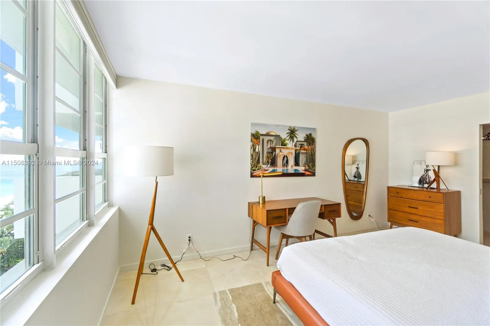 100 Lincoln Rd 1202, Miami Beach, Florida 33139, Miami Beach, Florida 33139, 1 Bedroom Bedrooms, ,1 BathroomBathrooms,Residential Lease,For Rent,100 Lincoln Rd 1202, Miami Beach, Florida 33139,A11508392