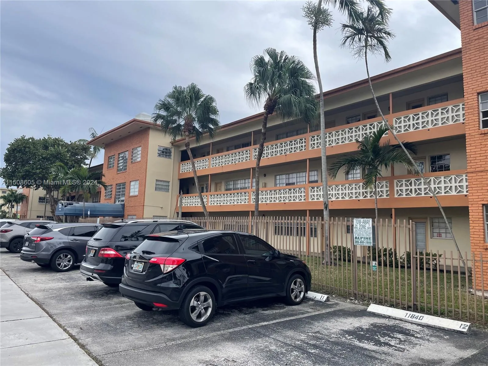 11840 Ne 19th Dr 2, North Miami, Florida 33181, North Miami, Florida 33181, 2 Bedrooms Bedrooms, ,2 BathroomsBathrooms,Residential,For Sale,11840 Ne 19th Dr 2, North Miami, Florida 33181,A11508605 11840 Ne 19th Dr 2, North Miami, Florida 33181, North Miami, Florida 33181, 2 Bedrooms Bedrooms, ,2 BathroomsBathrooms,Residential,For Sale,11840 Ne 19th Dr 2, North Miami, Florida 33181,A11508605