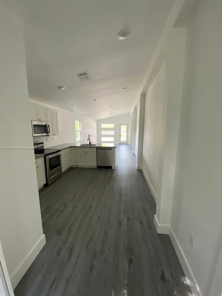 190 NW 57th St, Miami, Florida 33127, Miami, Florida 33127, ,Residential Income,For Sale,190 NW 57th St, Miami, Florida 33127,A11509328