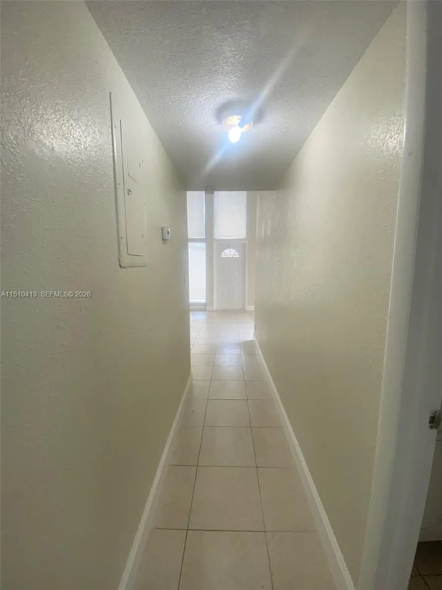 7351 W Sunrise Blvd 7351, Plantation, Florida 3331, Plantation, Florida 33313, 2 Bedrooms Bedrooms, ,2 BathroomsBathrooms,Residential,For Sale,7351 W Sunrise Blvd 7351, Plantation, Florida 3331,A11510413