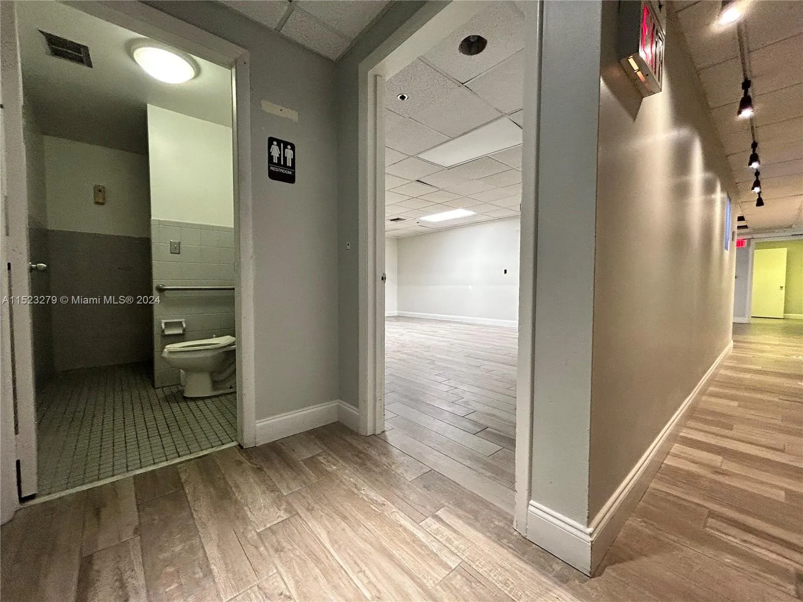 2055 Liberty St, Hollywood, Florida 33020, Hollywood, Florida 33020, ,Commercial Sale,For Sale,2055 Liberty St, Hollywood, Florida 33020,A11523279