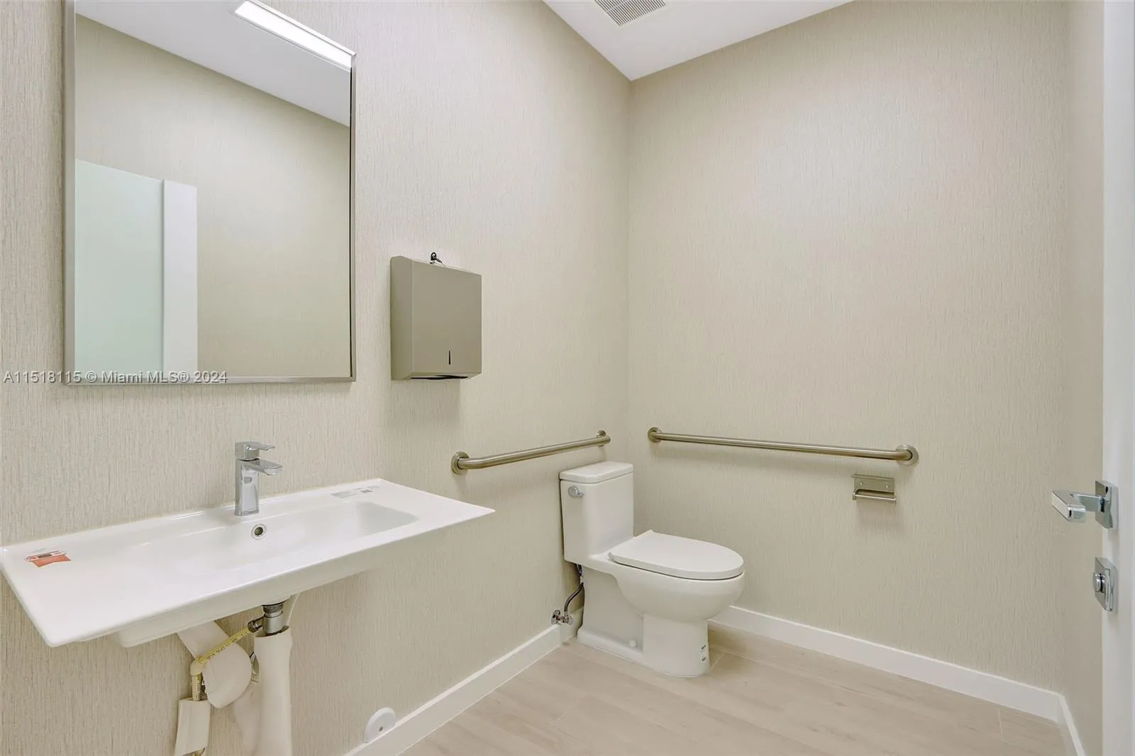 235 Ne 67th St, Miami, Florida 33138, Miami, Florida 33138, ,Commercial Lease,For Rent,235 Ne 67th St, Miami, Florida 33138,A11518115