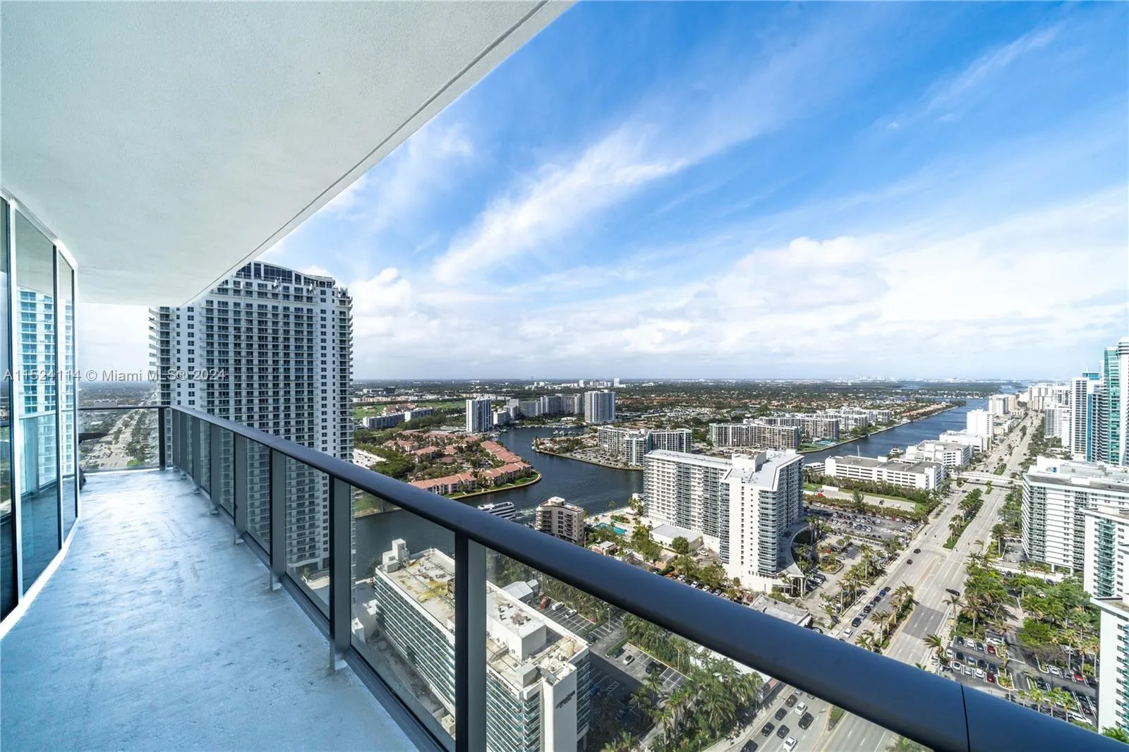 4111 S Ocean Dr 3112, Hollywood, Florida 33019, Hollywood, Florida 33019, 1 Bedroom Bedrooms, ,1 BathroomBathrooms,Residential,For Sale,4111 S Ocean Dr 3112, Hollywood, Florida 33019,A11524114