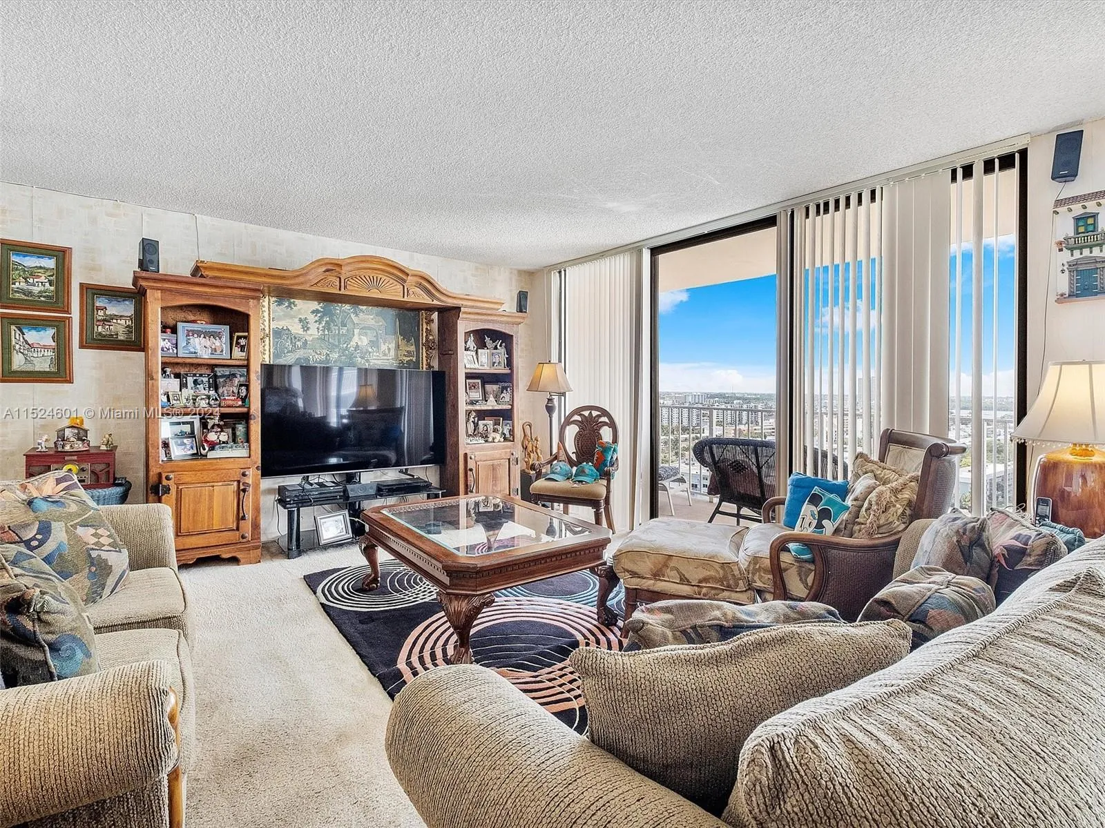 290 174th St 1809, Sunny Isles Beach, Florida 3316, Sunny Isles Beach, Florida 33160, 3 Bedrooms Bedrooms, ,3 BathroomsBathrooms,Residential,For Sale,290 174th St 1809, Sunny Isles Beach, Florida 3316,A11524601