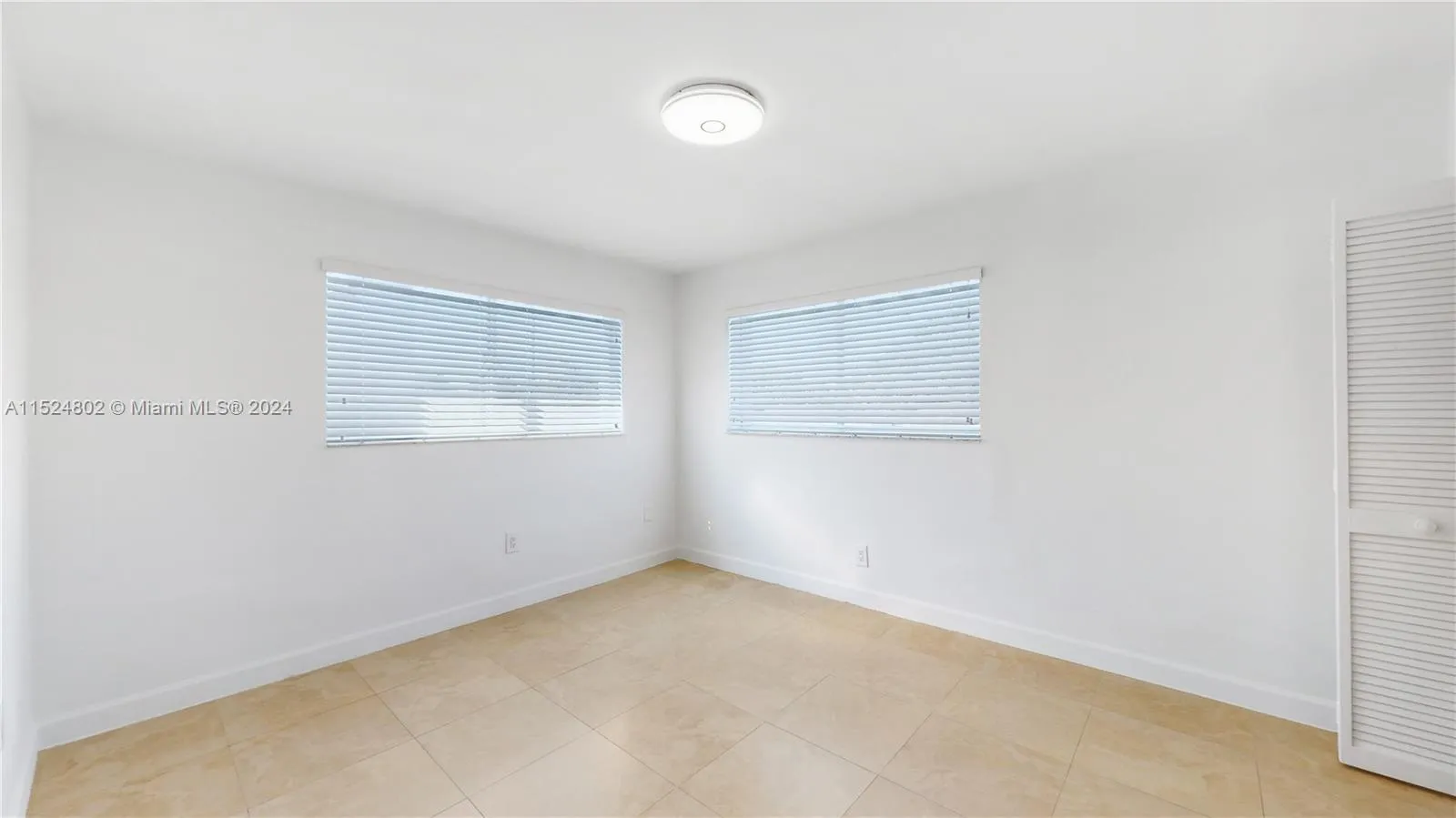 2915 SW 24 Te, Miami, Florida 33145, Miami, Florida 33145, ,Residential Income,For Sale,2915 SW 24 Te, Miami, Florida 33145,A11524802