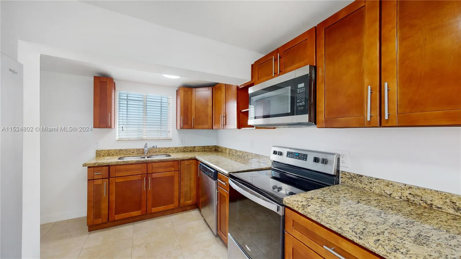 2915 SW 24 Te, Miami, Florida 33145, Miami, Florida 33145, ,Residential Income,For Sale,2915 SW 24 Te, Miami, Florida 33145,A11524802