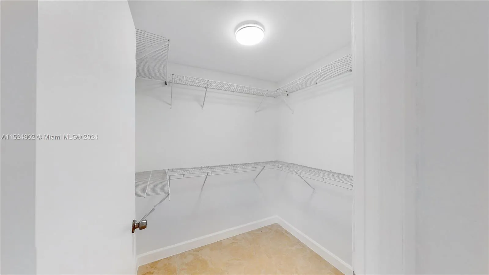 2915 SW 24 Te, Miami, Florida 33145, Miami, Florida 33145, ,Residential Income,For Sale,2915 SW 24 Te, Miami, Florida 33145,A11524802