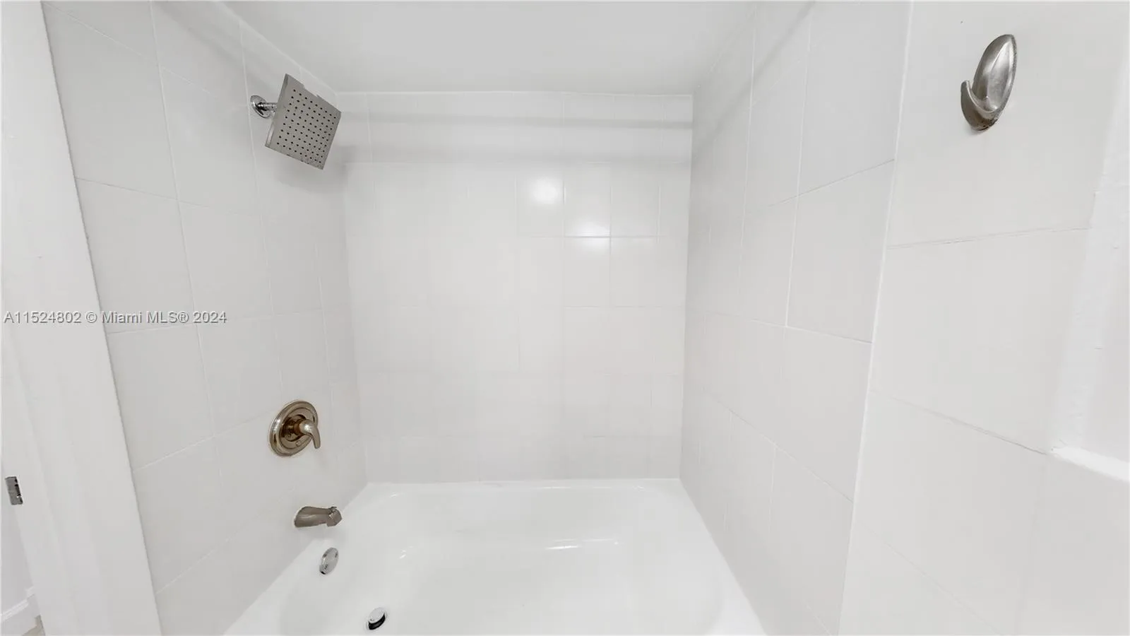 2915 SW 24 Te, Miami, Florida 33145, Miami, Florida 33145, ,Residential Income,For Sale,2915 SW 24 Te, Miami, Florida 33145,A11524802