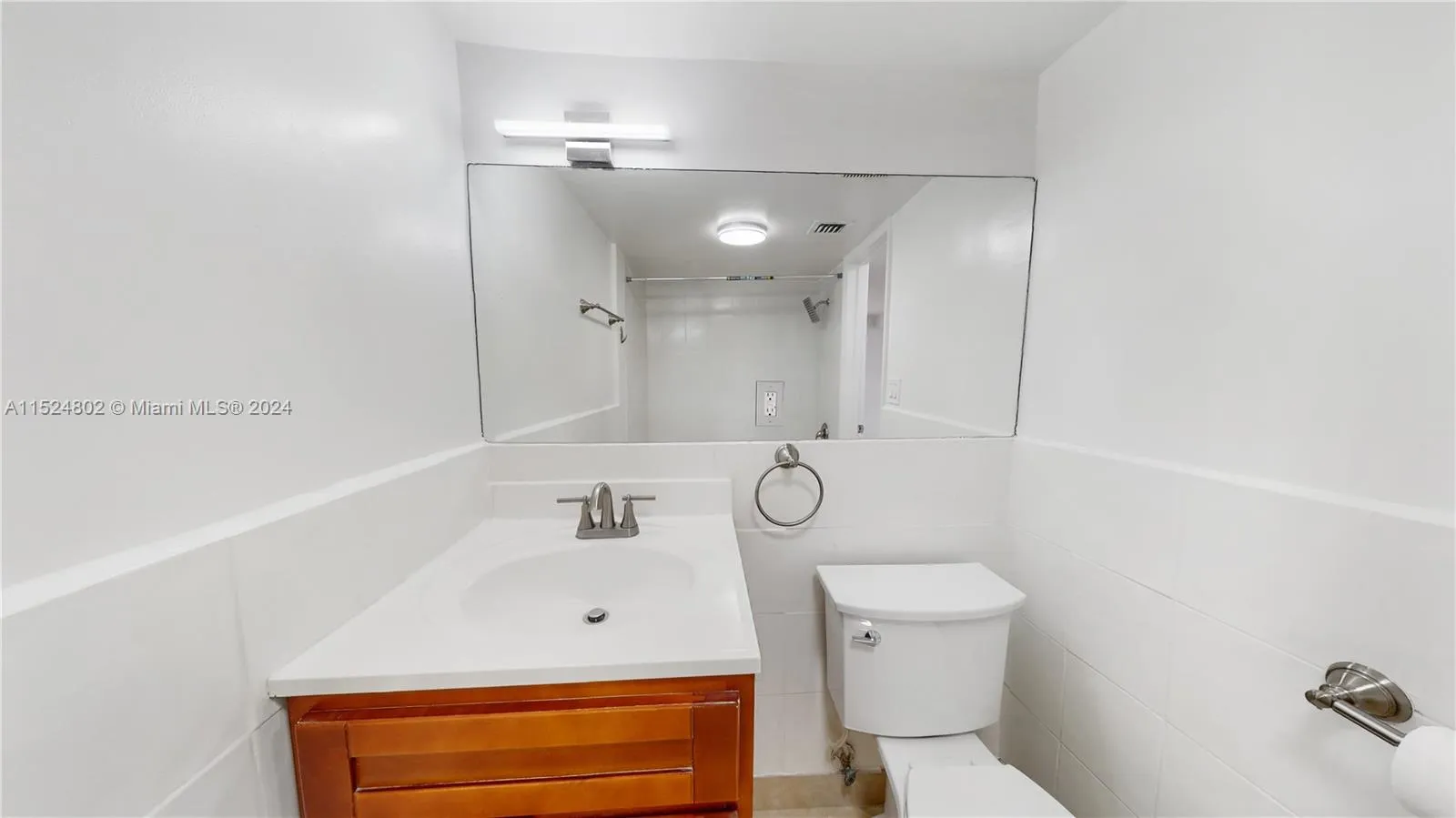 2915 SW 24 Te, Miami, Florida 33145, Miami, Florida 33145, ,Residential Income,For Sale,2915 SW 24 Te, Miami, Florida 33145,A11524802