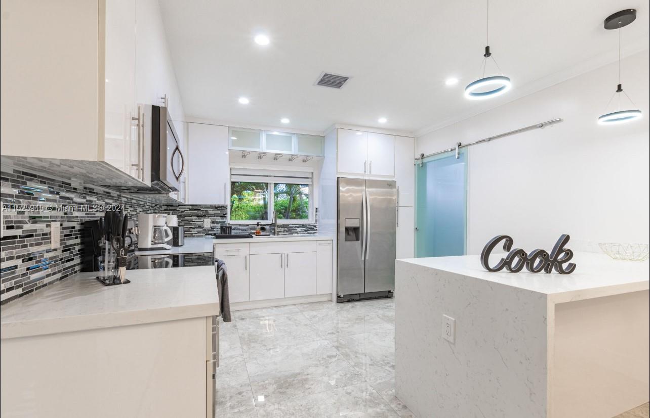 520 Nw 87th, El Portal, Florida 33150, El Portal, Florida 33150, 4 Bedrooms Bedrooms, ,4 BathroomsBathrooms,Residential,For Sale,520 Nw 87th, El Portal, Florida 33150,A11525945