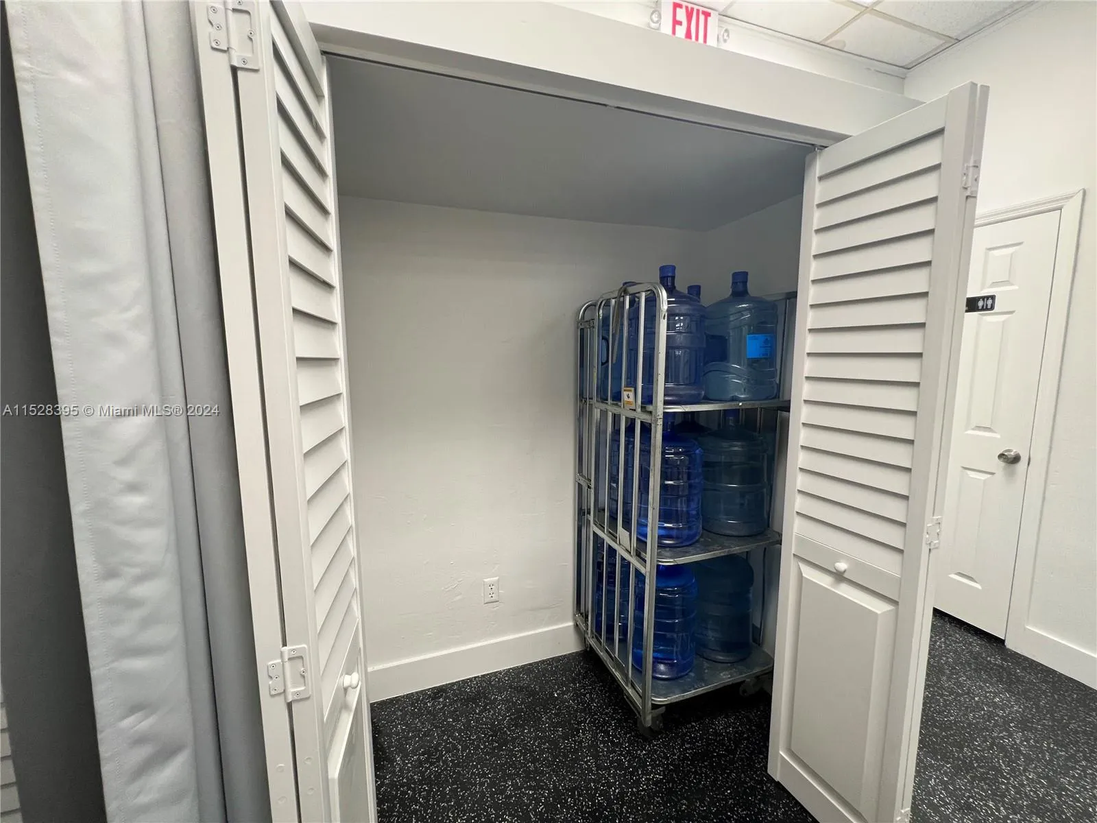 6878 Sw 24th St, Miami, Florida 33155, Miami, Florida 33155, ,Business Opportunity,For Sale,6878 Sw 24th St, Miami, Florida 33155,A11528395