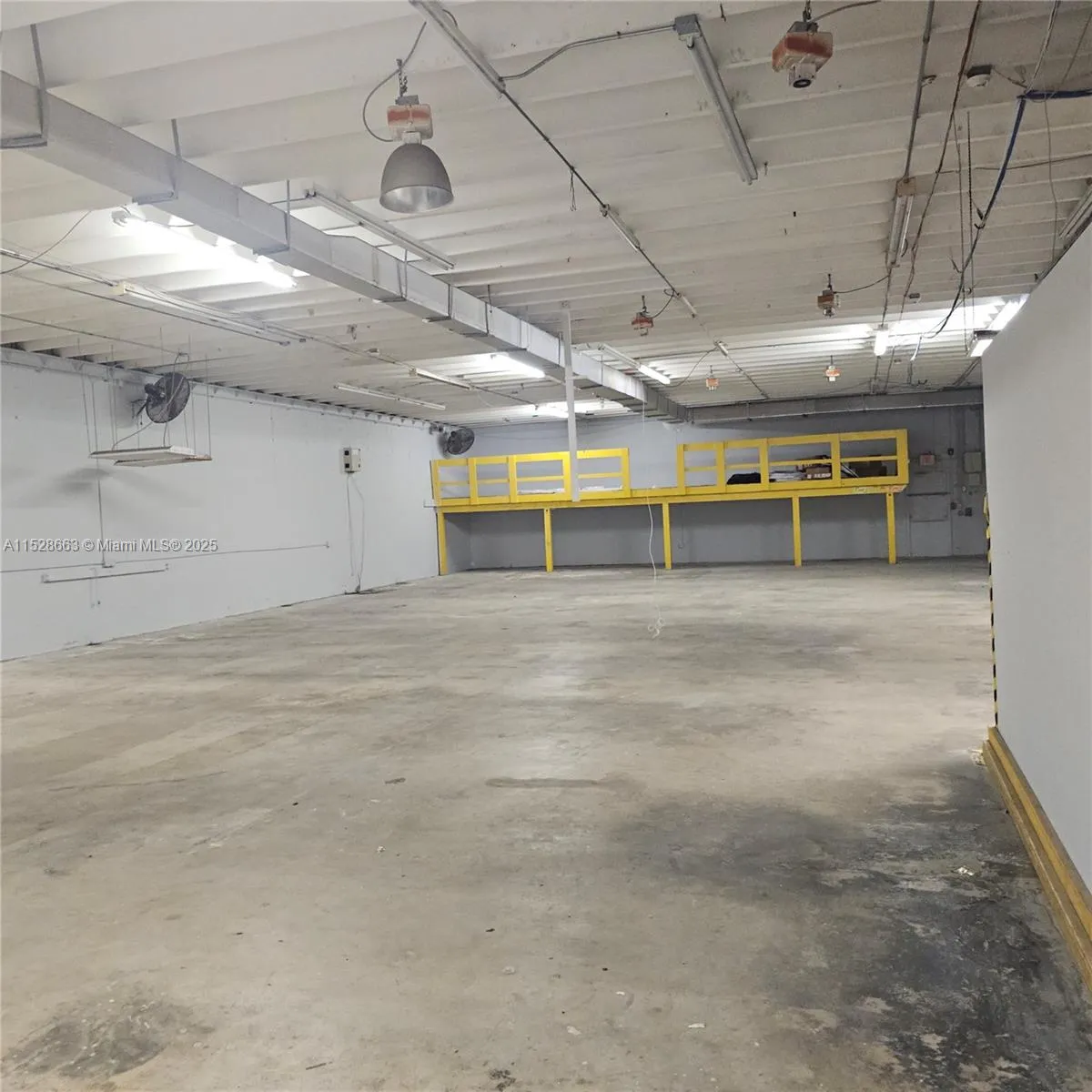 Miami, Florida 33125, ,Commercial Lease,For Rent,A11528663