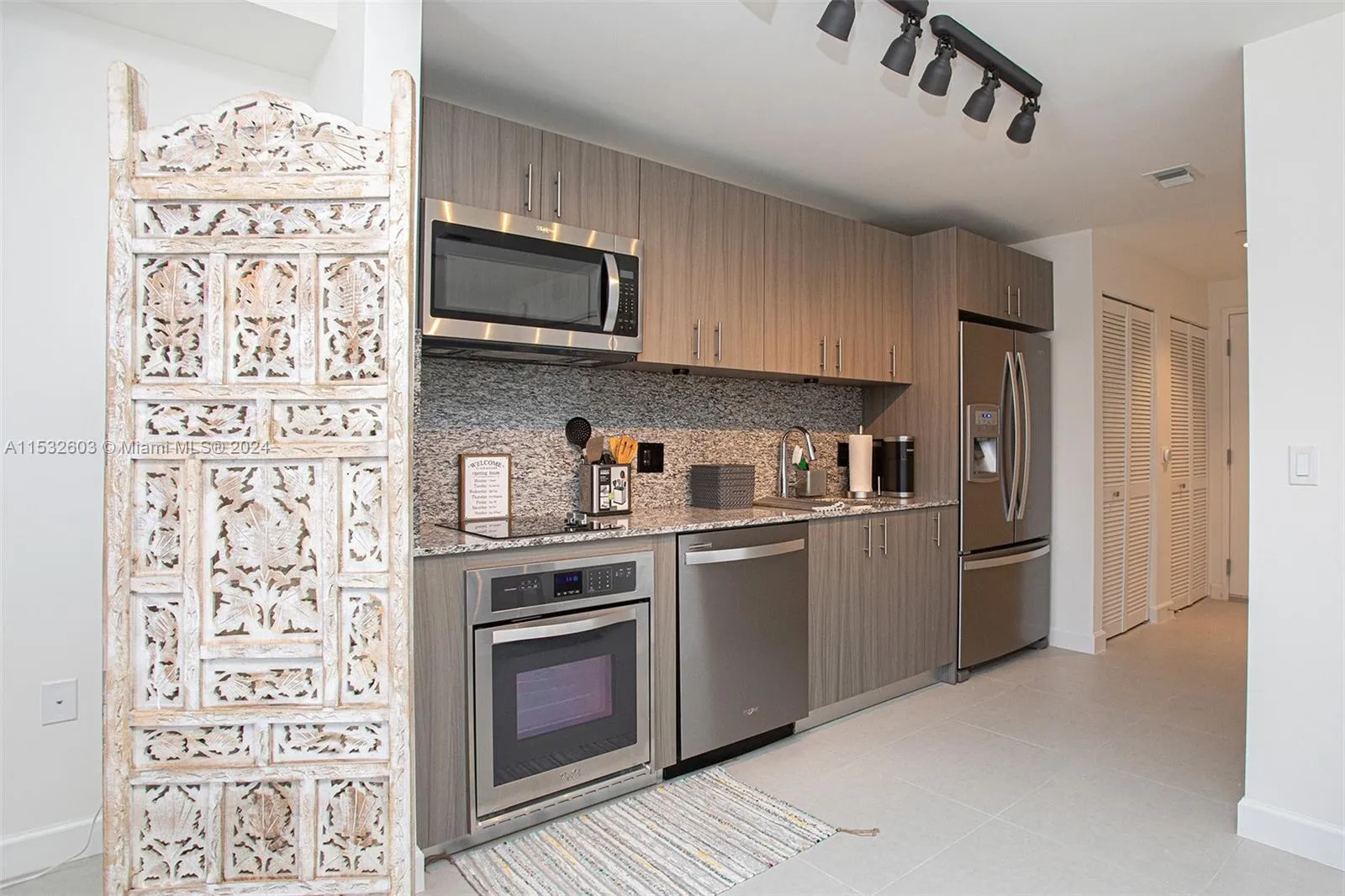 5350 Nw 84th Ave 710, Doral, Florida 33166, Doral, Florida 33166, ,1 BathroomBathrooms,Residential Lease,For Rent,5350 Nw 84th Ave 710, Doral, Florida 33166,A11532603