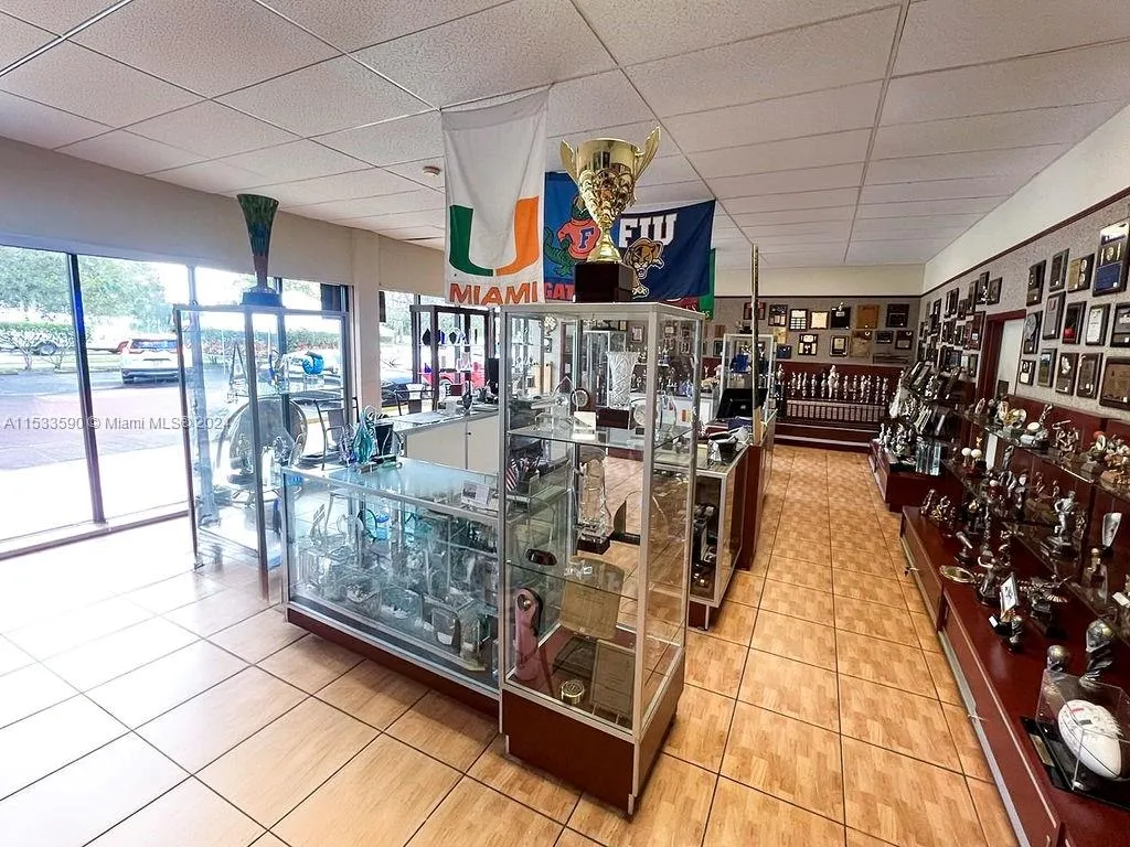 9465 SW 56th St, Miami, Florida 33165, Miami, Florida 33165, ,Commercial Sale,For Sale,9465 SW 56th St, Miami, Florida 33165,A11533590