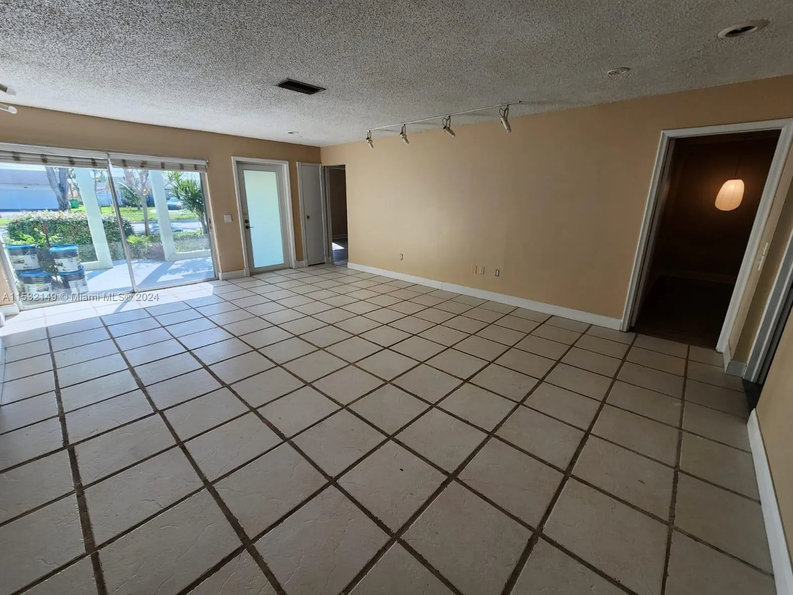 10551 Sunset Strip, Sunrise, Florida 33322, Sunrise, Florida 33322, 5 Bedrooms Bedrooms, ,2 BathroomsBathrooms,Residential,For Sale,10551 Sunset Strip, Sunrise, Florida 33322,A11532149