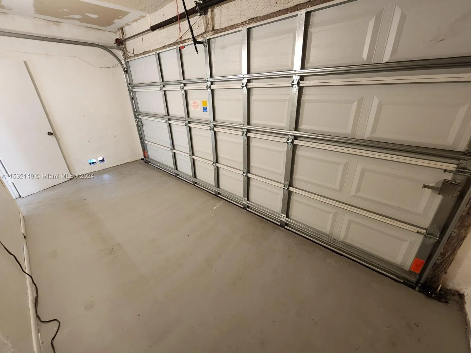 10551 Sunset Strip, Sunrise, Florida 33322, Sunrise, Florida 33322, 5 Bedrooms Bedrooms, ,2 BathroomsBathrooms,Residential,For Sale,10551 Sunset Strip, Sunrise, Florida 33322,A11532149