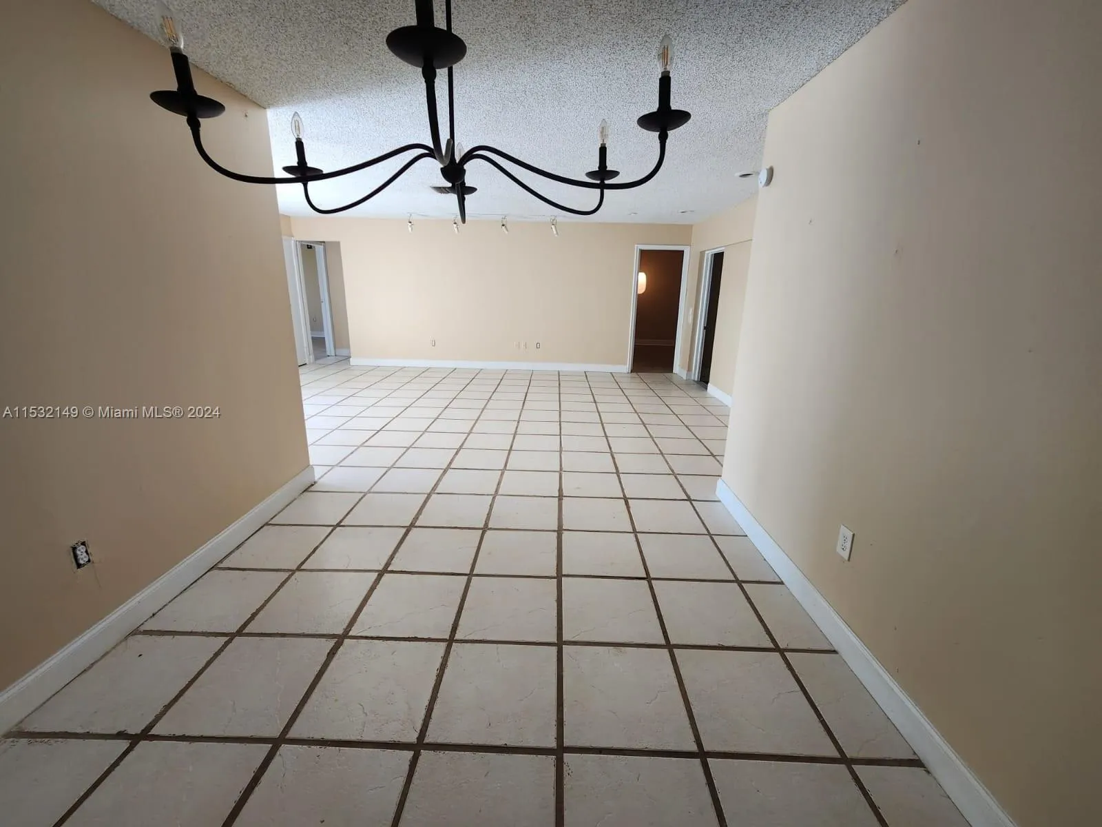 10551 Sunset Strip, Sunrise, Florida 33322, Sunrise, Florida 33322, 5 Bedrooms Bedrooms, ,2 BathroomsBathrooms,Residential,For Sale,10551 Sunset Strip, Sunrise, Florida 33322,A11532149