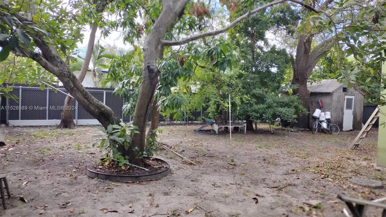 Miami, Florida 33137, 2 Bedrooms Bedrooms, ,1 BathroomBathrooms,Residential,For Sale,A11528589