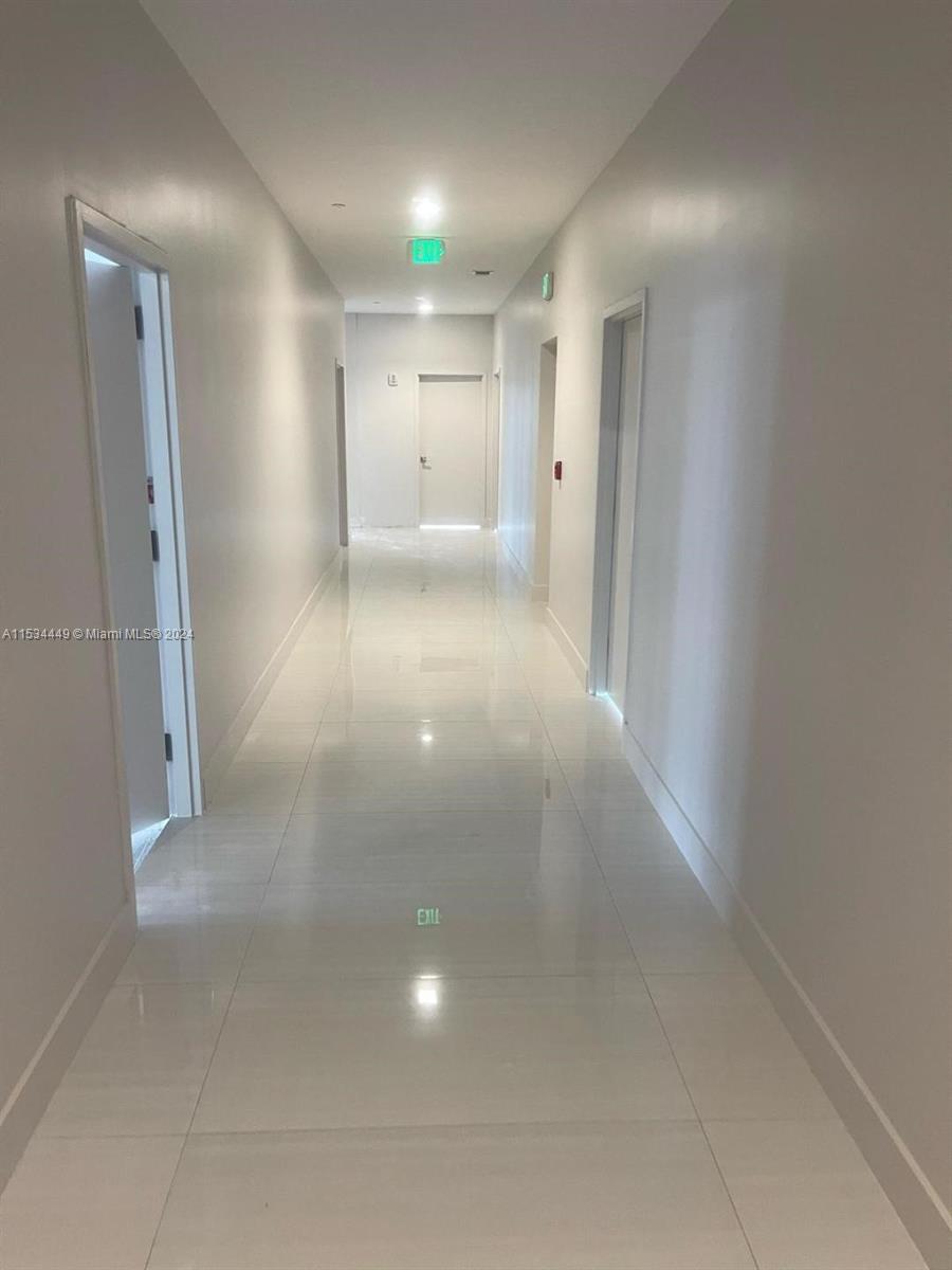 1006 E Hallandale Beach Blvd 4-206, Hallandale Bea, Hallandale Beach, Florida 33009, ,Commercial Sale,For Sale,1006 E Hallandale Beach Blvd 4-206, Hallandale Bea,A11534449