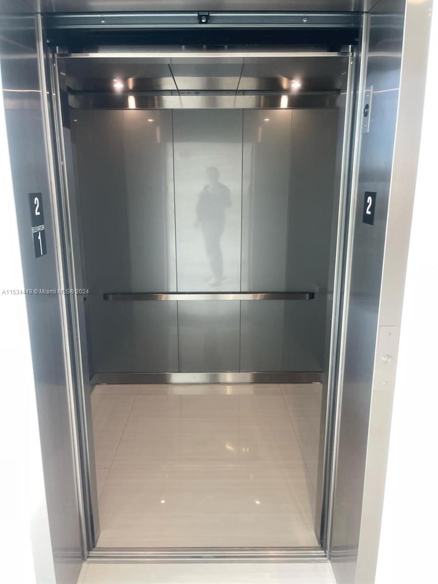 1006 E Hallandale Beach Blvd 4-206, Hallandale Bea, Hallandale Beach, Florida 33009, ,Commercial Sale,For Sale,1006 E Hallandale Beach Blvd 4-206, Hallandale Bea,A11534449