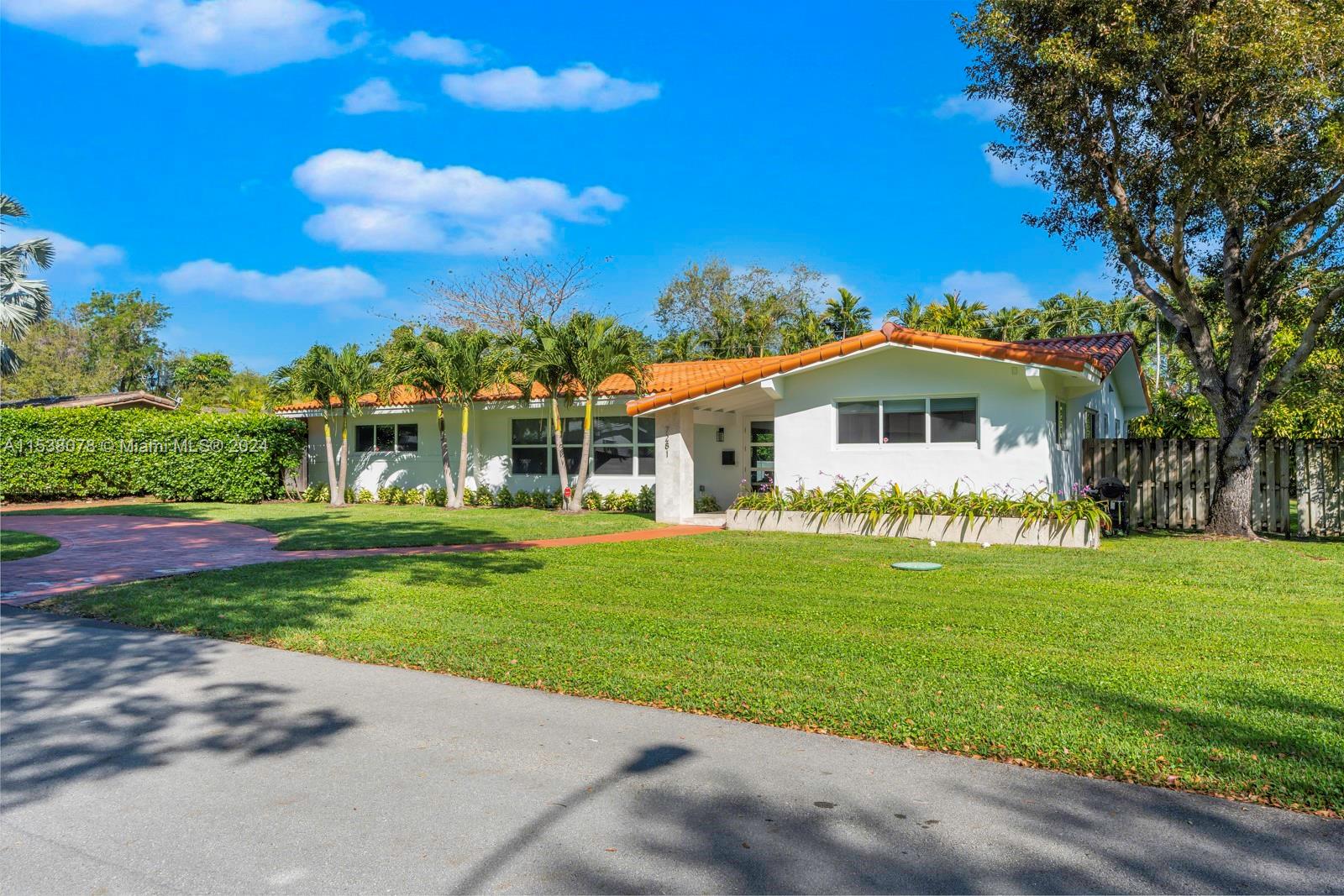 7281 SW 135th Ter, Pinecrest, Florida 33156, Pinecrest, Florida 33156, 4 Bedrooms Bedrooms, ,3 BathroomsBathrooms,Residential Lease,For Rent,7281 SW 135th Ter, Pinecrest, Florida 33156,A11538078