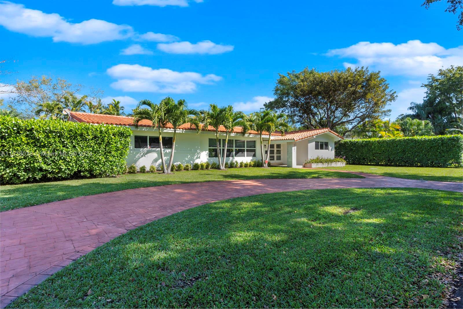 7281 SW 135th Ter, Pinecrest, Florida 33156, Pinecrest, Florida 33156, 4 Bedrooms Bedrooms, ,3 BathroomsBathrooms,Residential Lease,For Rent,7281 SW 135th Ter, Pinecrest, Florida 33156,A11538078