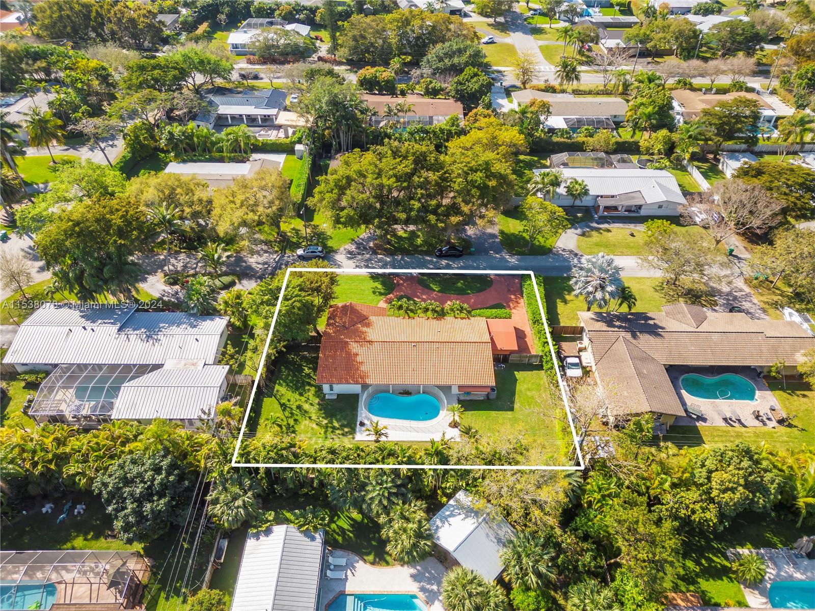 7281 SW 135th Ter, Pinecrest, Florida 33156, Pinecrest, Florida 33156, 4 Bedrooms Bedrooms, ,3 BathroomsBathrooms,Residential Lease,For Rent,7281 SW 135th Ter, Pinecrest, Florida 33156,A11538078